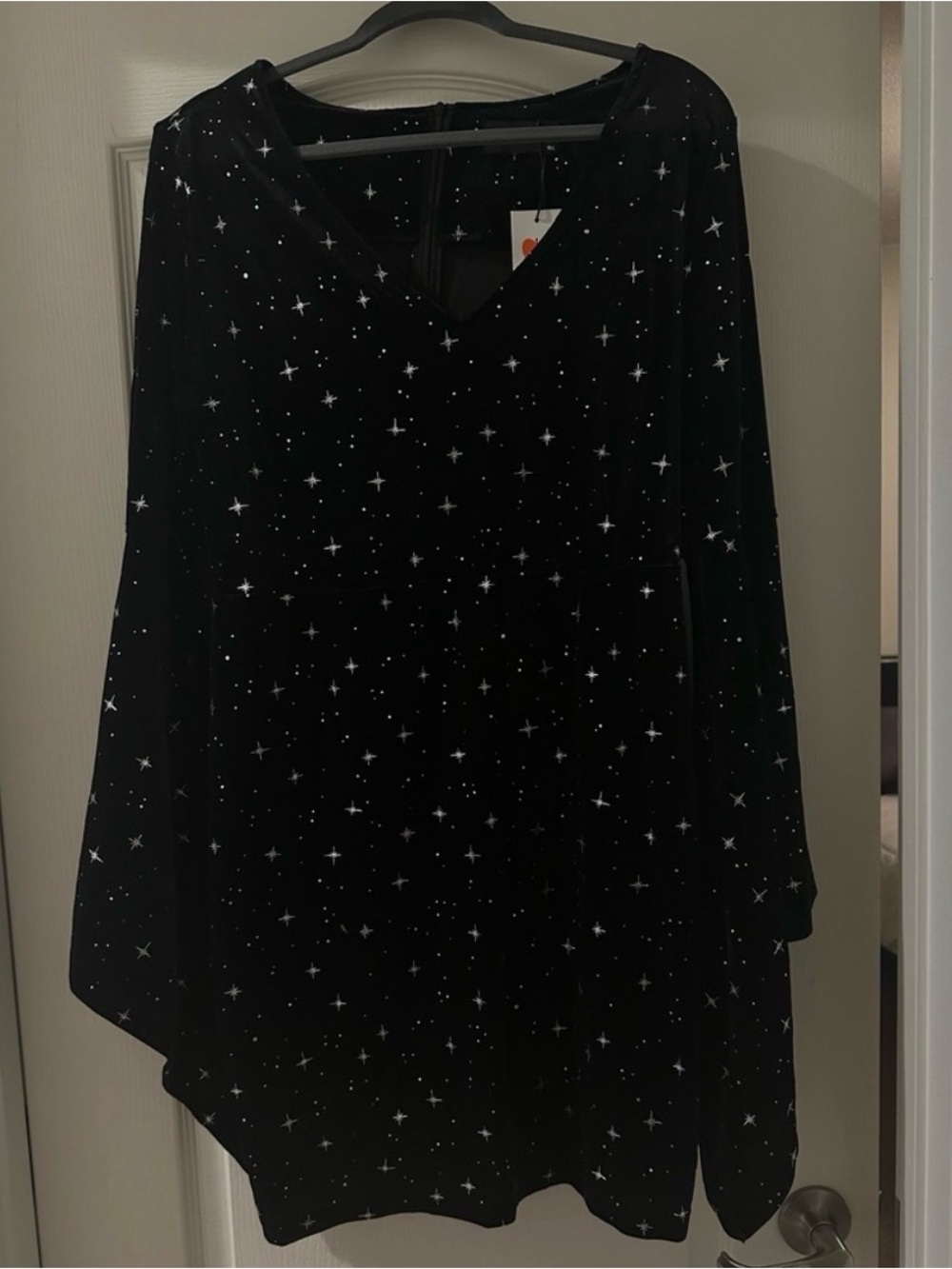 Cider Bell Sleeve Velvet Star Mini Dress - Picture 3 of 3